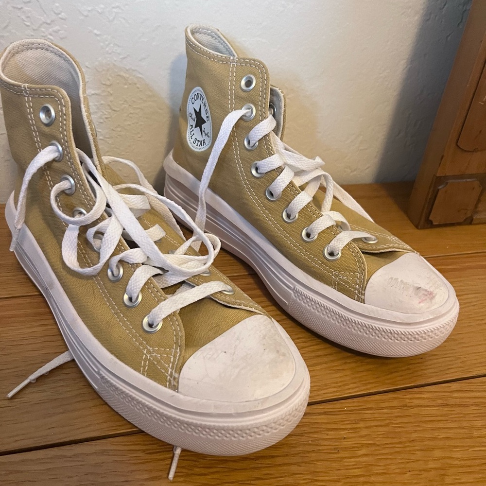 Platform Converse - image 2